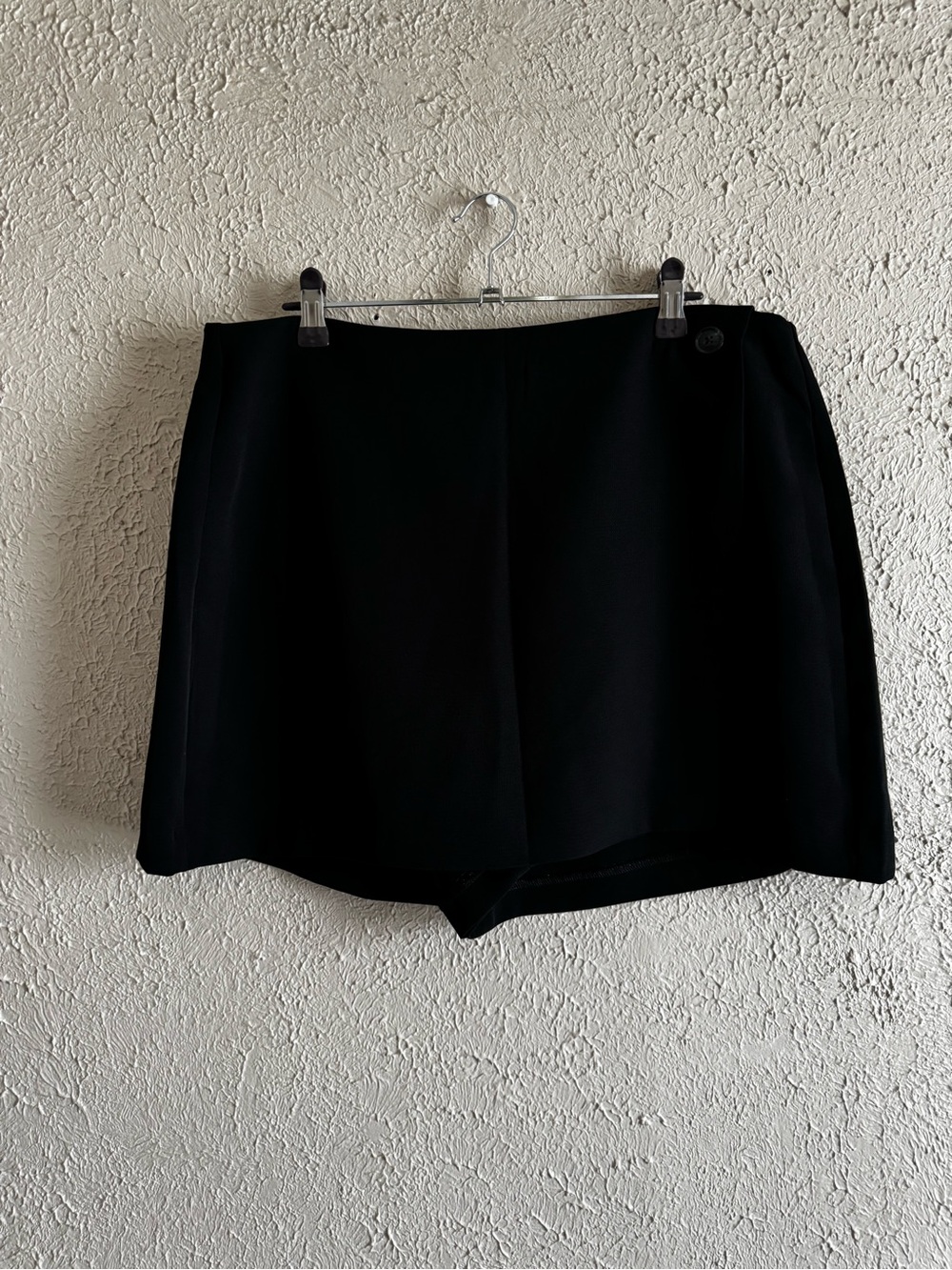 LOFT Black Tailored Skort
